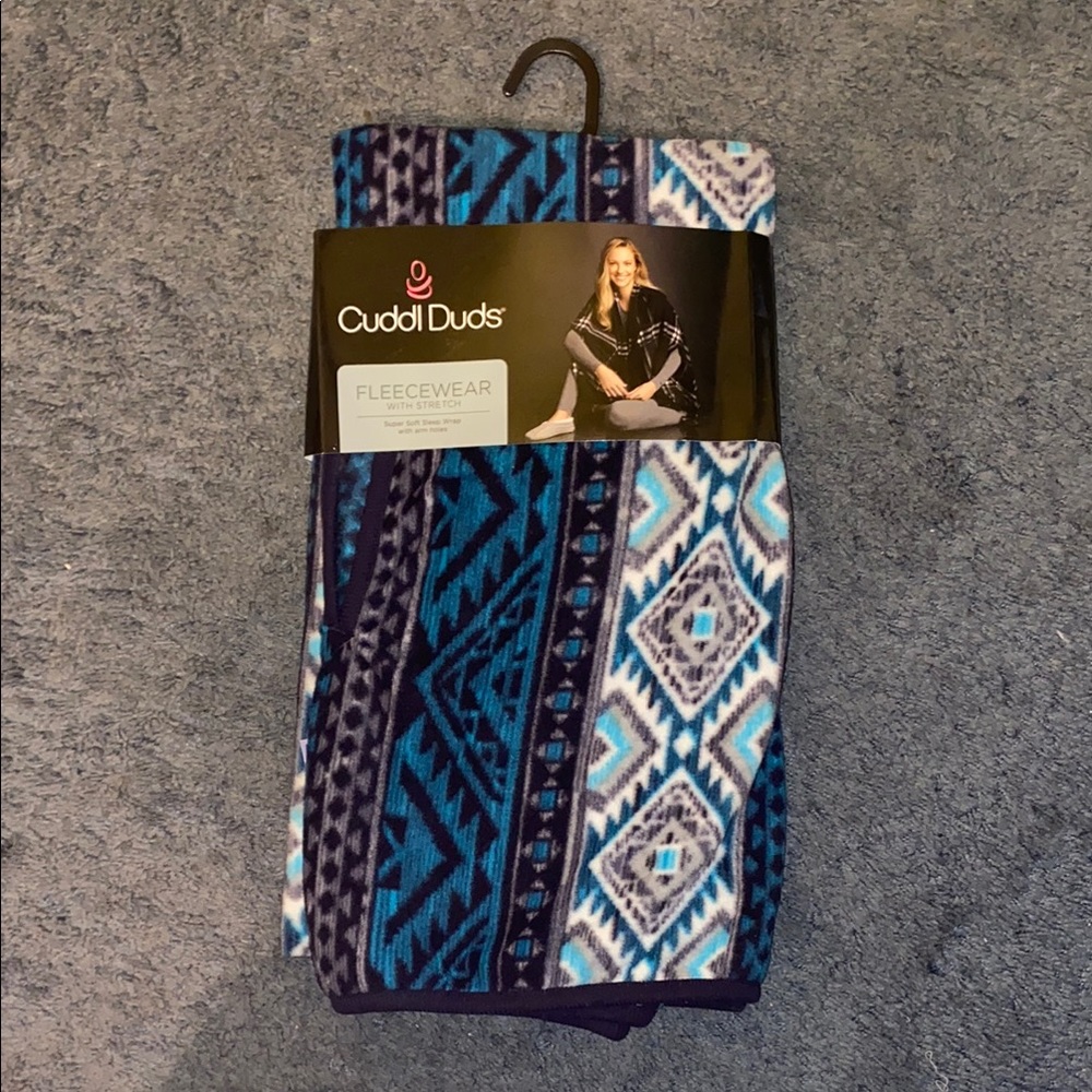 Cuddl Duds Blue Geometric Fleecewear